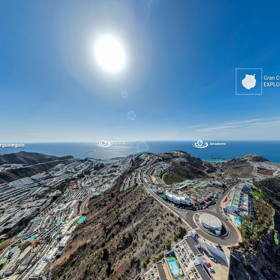 Gran Canaria (Spain) Explore how different areas connect; coastlines, terrain and everyday life in 360°.